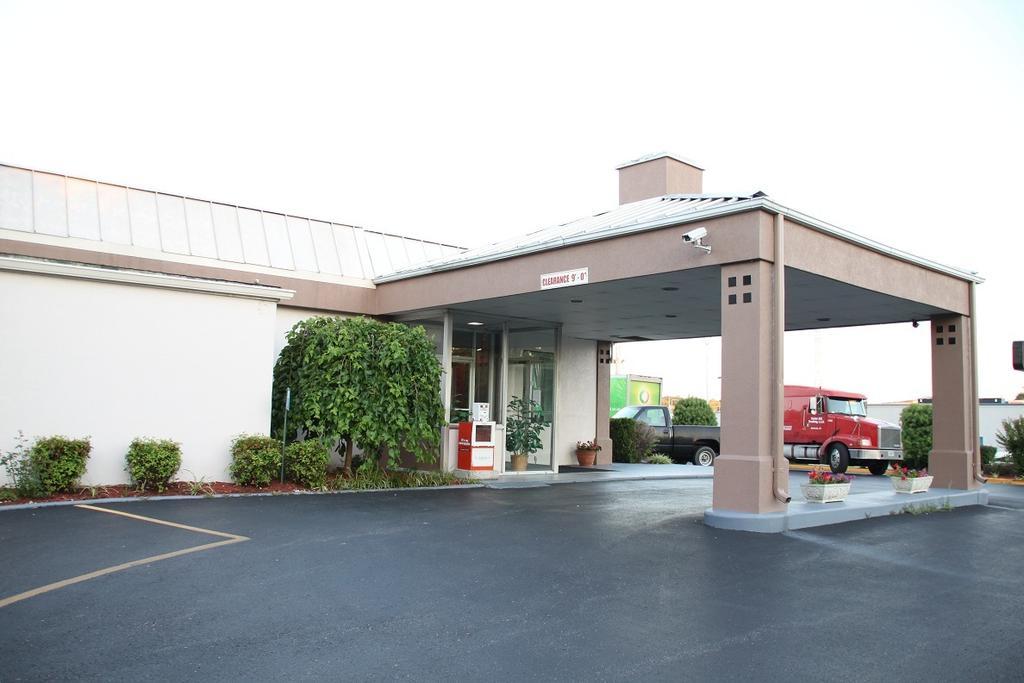 Shelbyville Inn - Shelbyville, Tn 37160 Dış mekan fotoğraf
